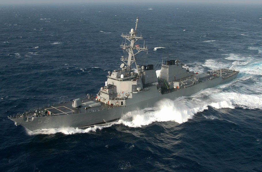 Điều đặc biệt, USS Barry (DDG-52) từng tham gia chiến dịch tấn công Libya 2011. Khi đó, con tàu đã phóng 55 quả tên lửa hành trình Tomahawk.